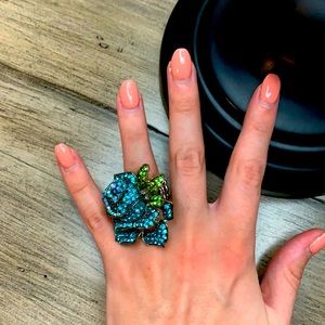 Flower ring.